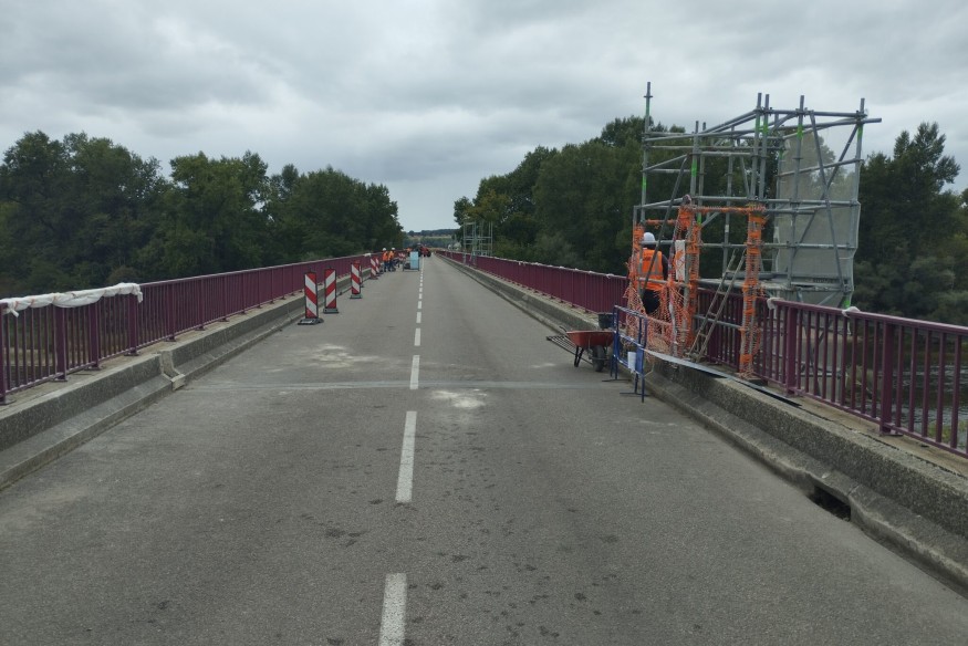 Le pont d'Imphy rouvre en circulation alternée cet après-midi