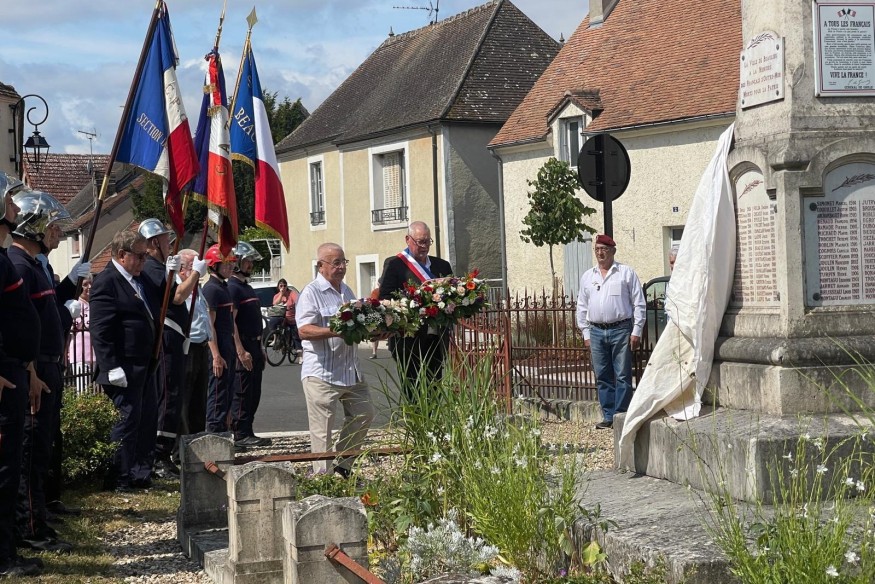 Beaulieu-sur-Loire : une croix gammée sur le monument aux morts